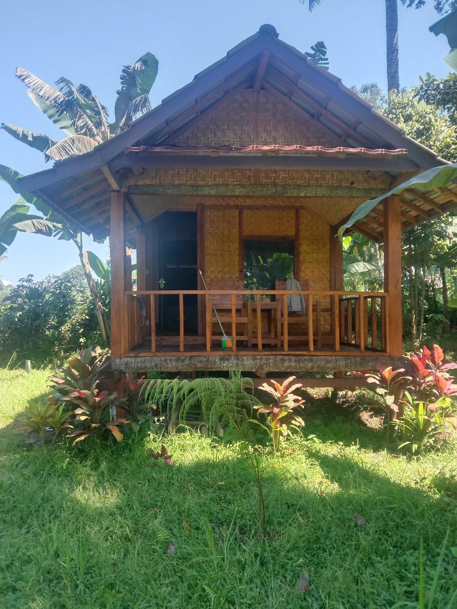 Banana Bungalows Tetebatu Esterno foto